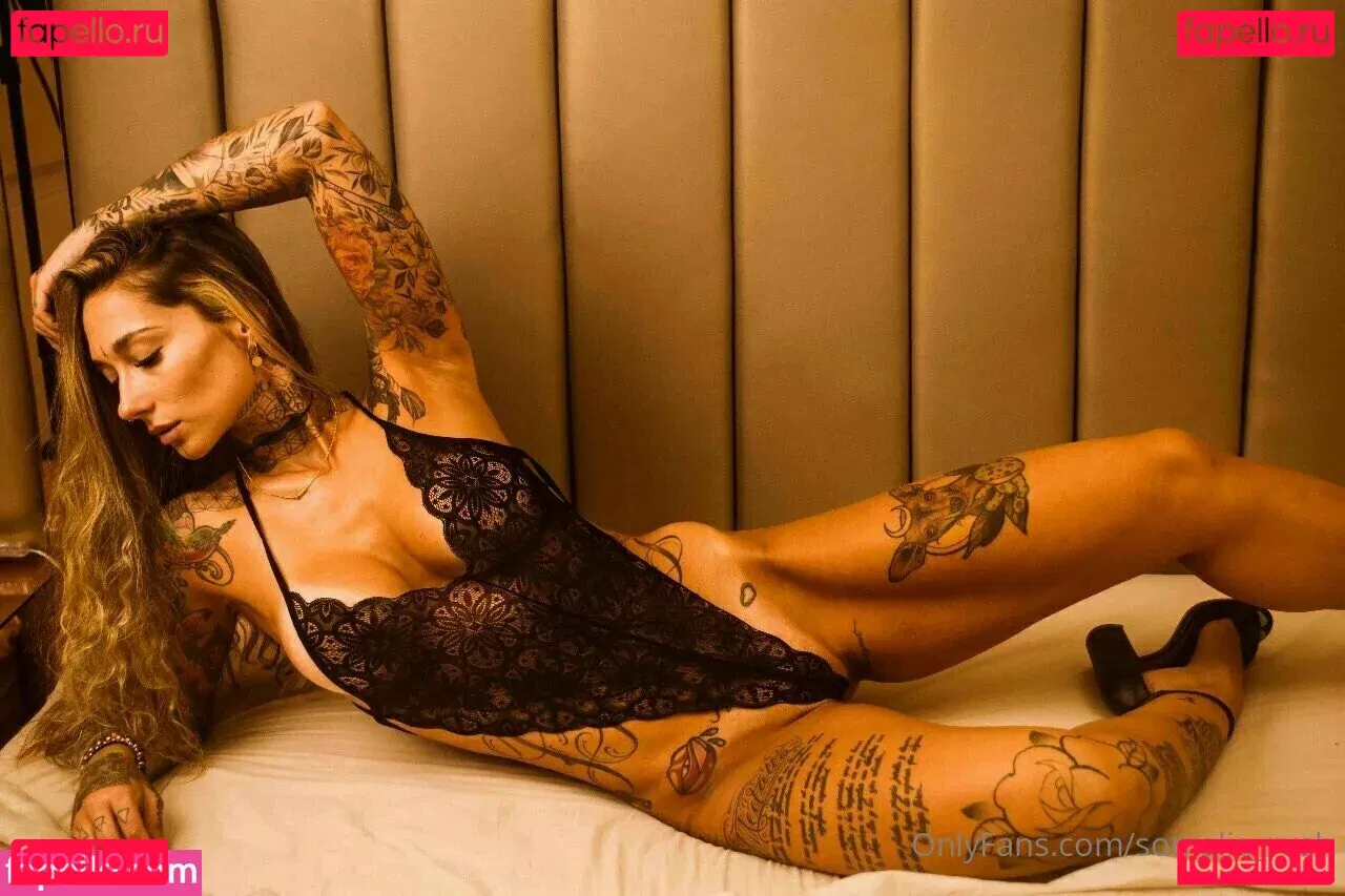 Sarah Schmidt Onlyfans Photo Gallery 