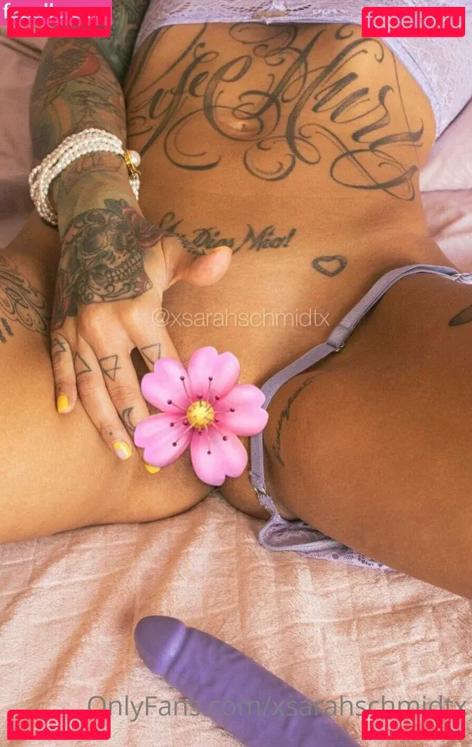 Sarah Schmidt Onlyfans Photo Gallery 