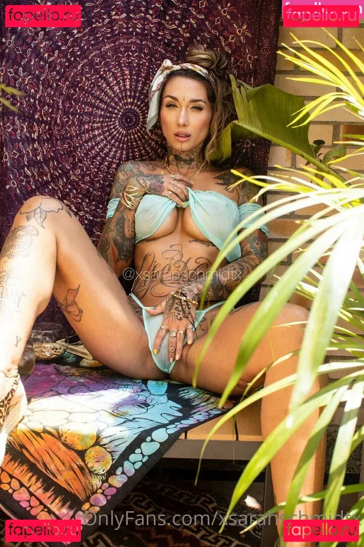 Sarah Schmidt Onlyfans Photo Gallery 