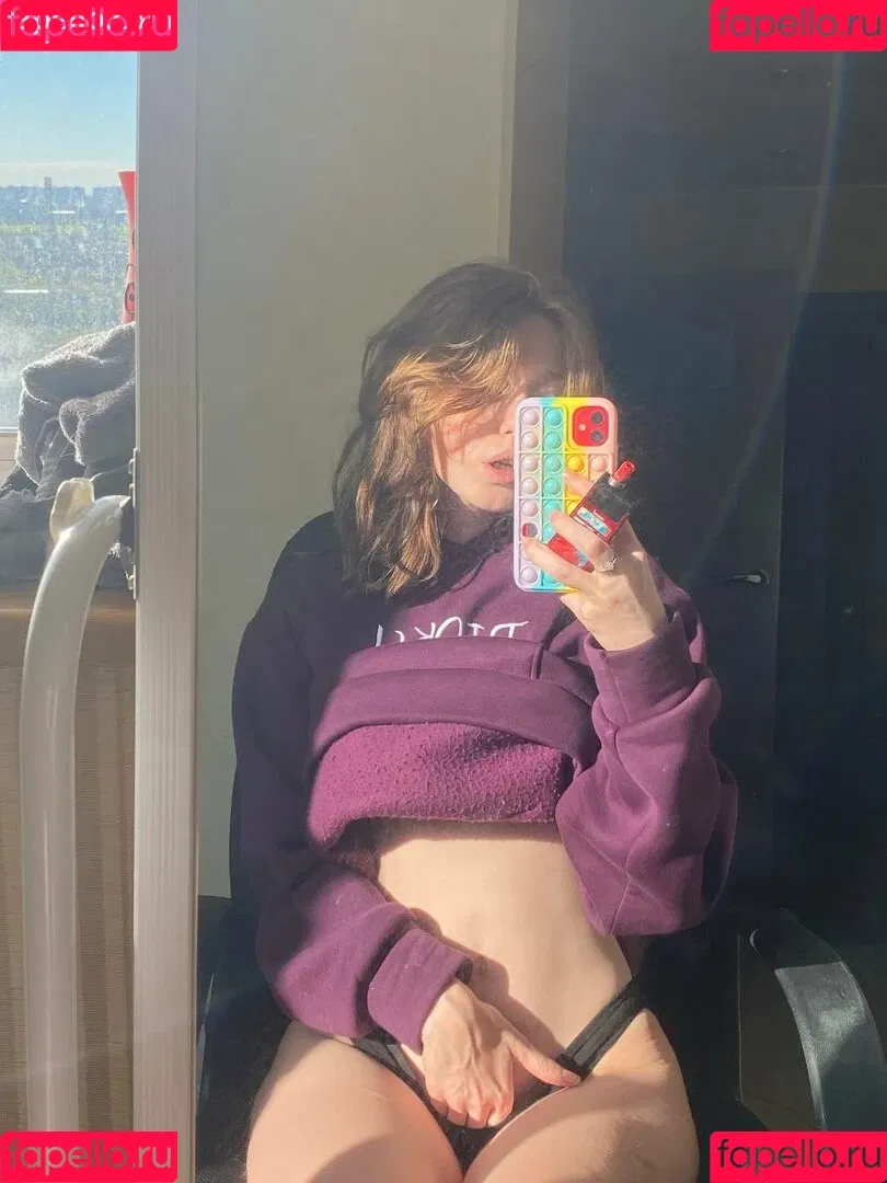 kosha1ne Onlyfans Photo Gallery 