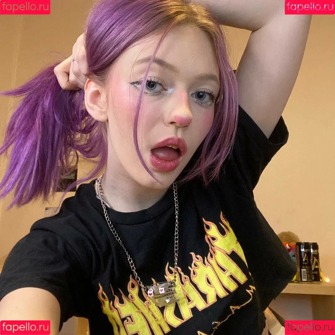 kosha1ne Onlyfans Photo Gallery 