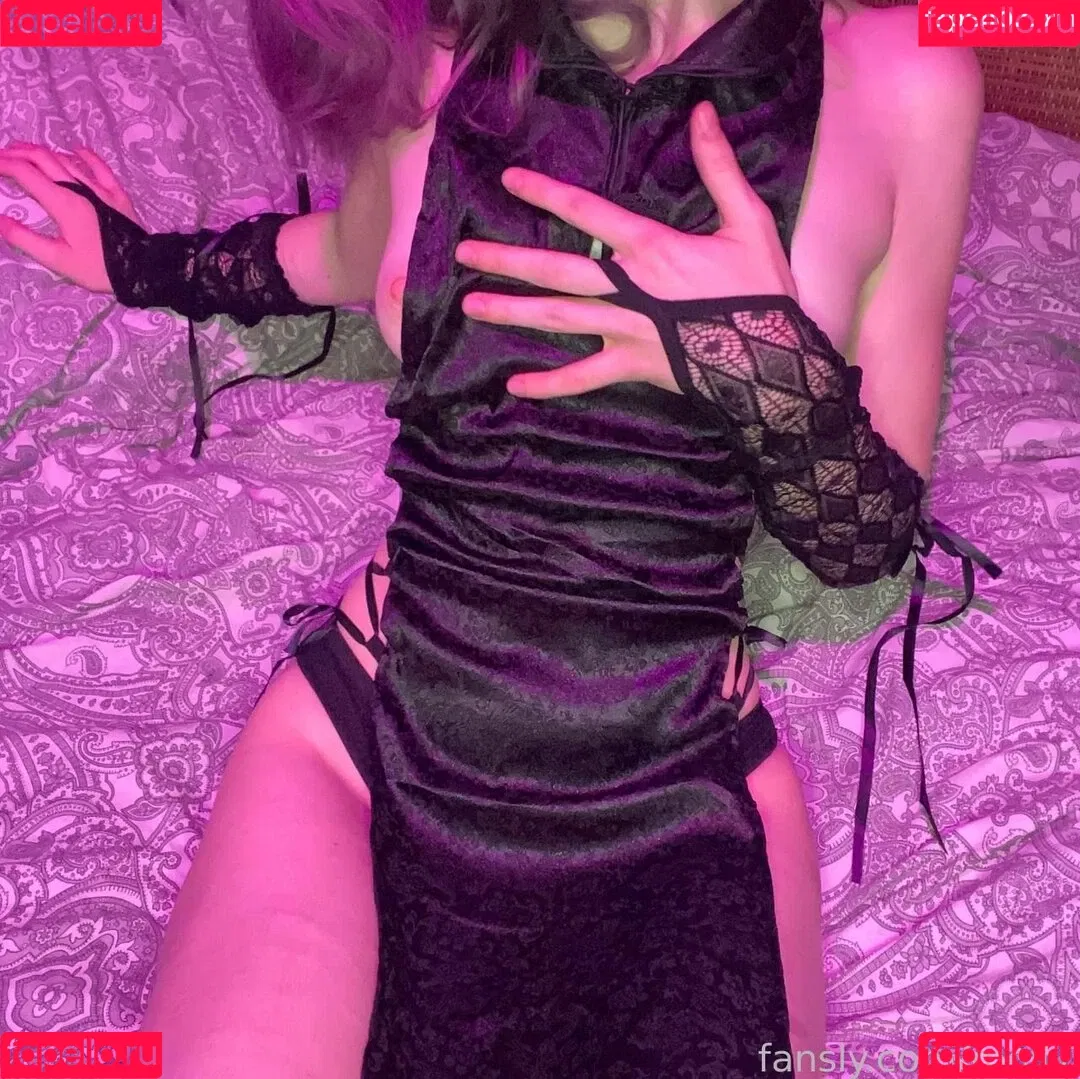 kosha1ne Onlyfans Photo Gallery 
