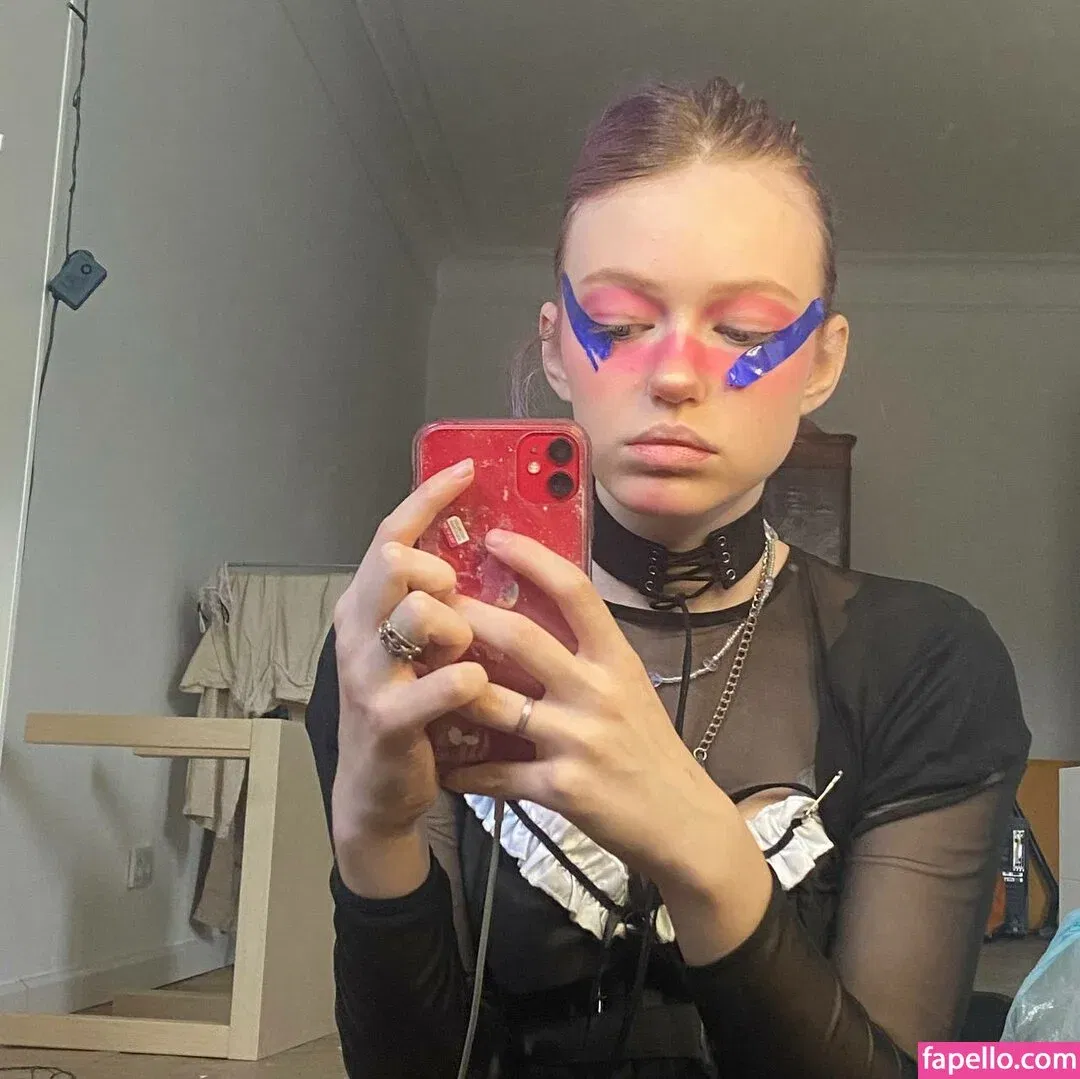 kosha1ne Onlyfans Photo Gallery 