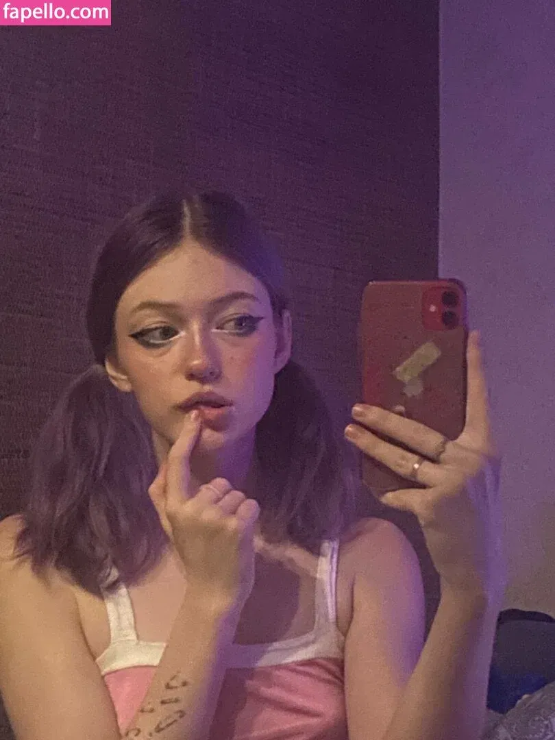 kosha1ne Onlyfans Photo Gallery 