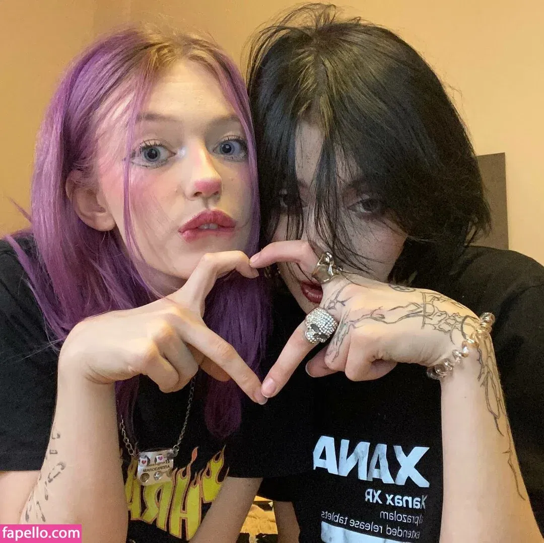 kosha1ne Onlyfans Photo Gallery 