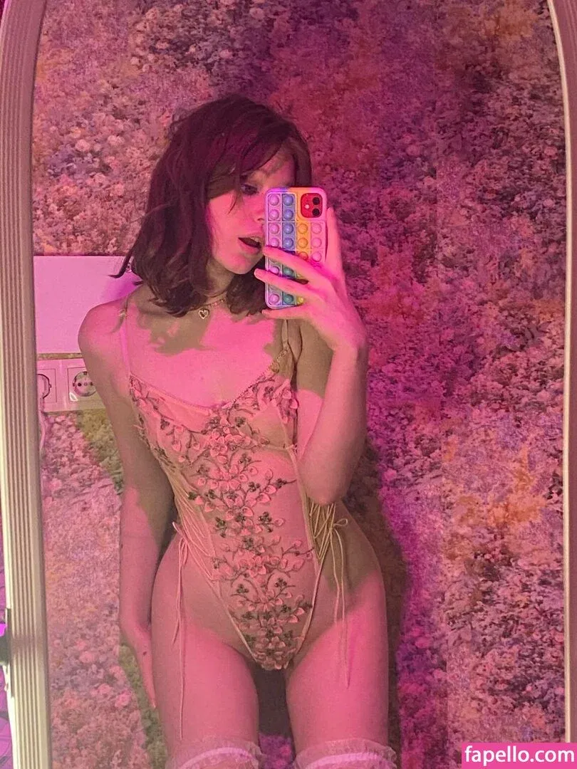 kosha1ne Onlyfans Photo Gallery 