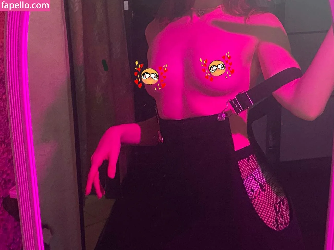 kosha1ne Onlyfans Photo Gallery 