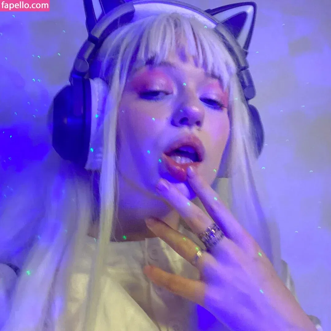 kosha1ne Onlyfans Photo Gallery 