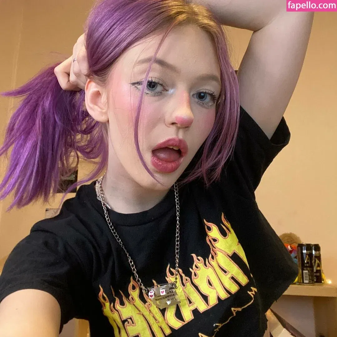 kosha1ne Onlyfans Photo Gallery 