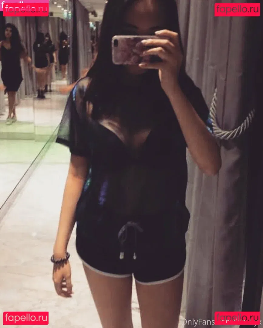 kimbyx Onlyfans Photo Gallery 