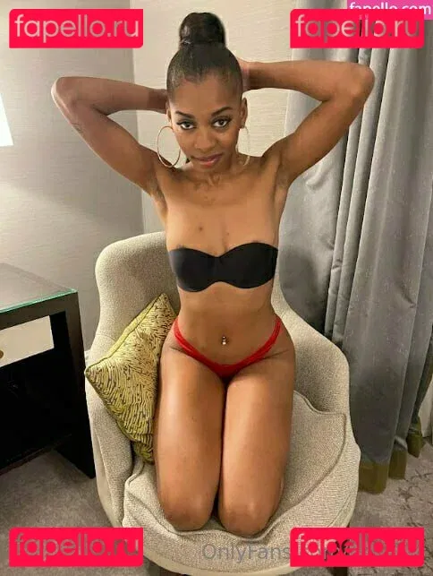 kimbyx Onlyfans Photo Gallery 