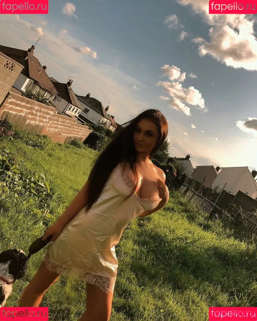 Saffronleigh Onlyfans Photo Gallery 