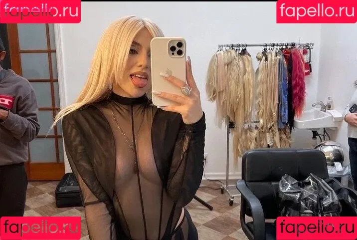 Ava Max Onlyfans Photo Gallery 