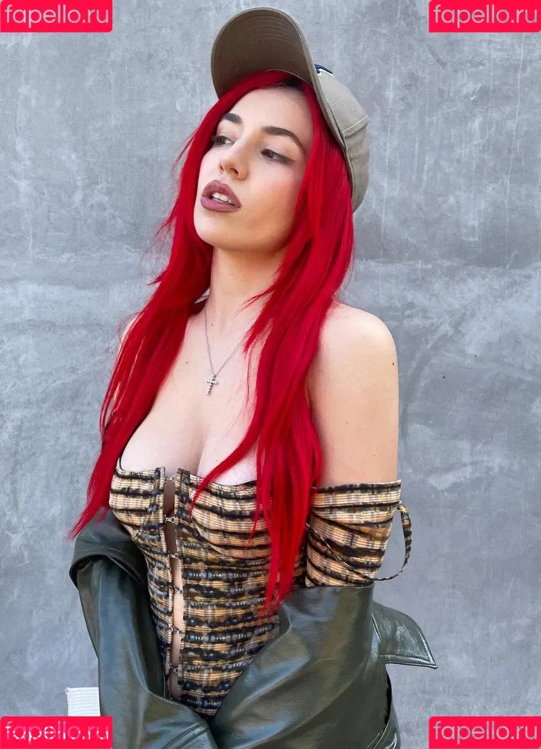 Ava Max Onlyfans Photo Gallery 