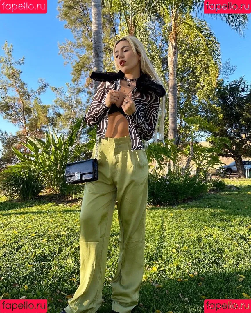 Ava Max Onlyfans Photo Gallery 
