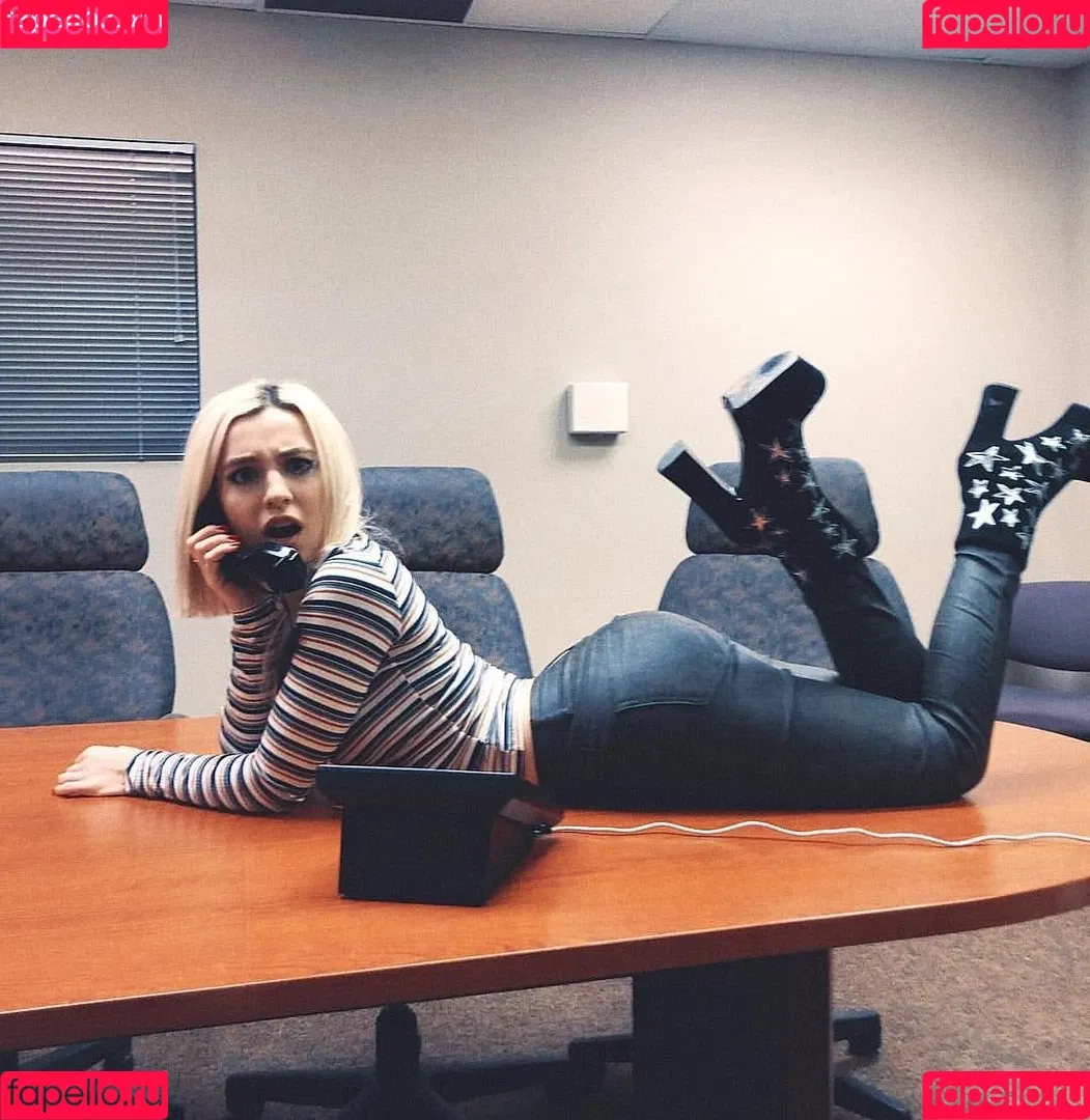 Ava Max Onlyfans Photo Gallery 