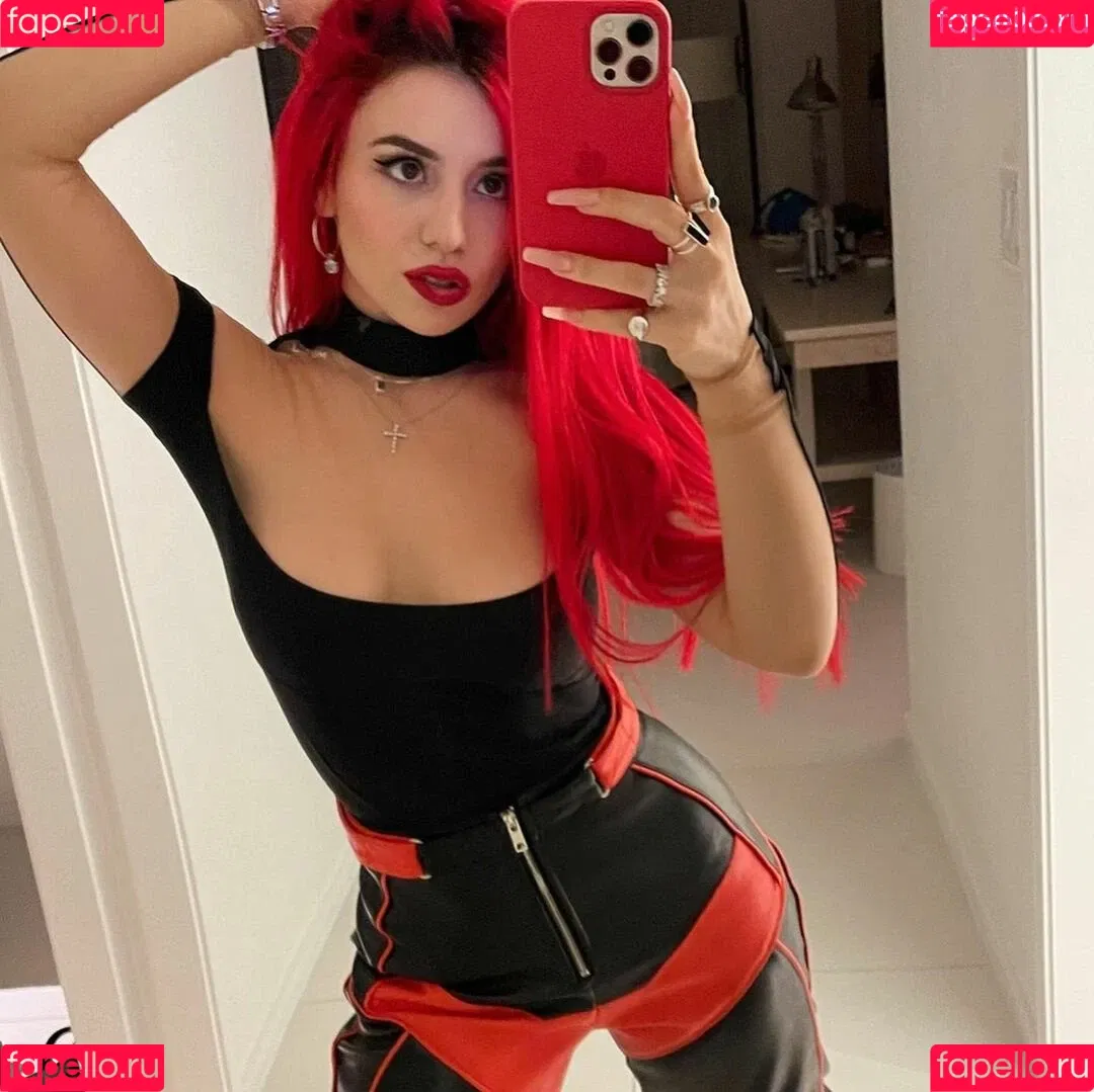 Ava Max Onlyfans Photo Gallery 