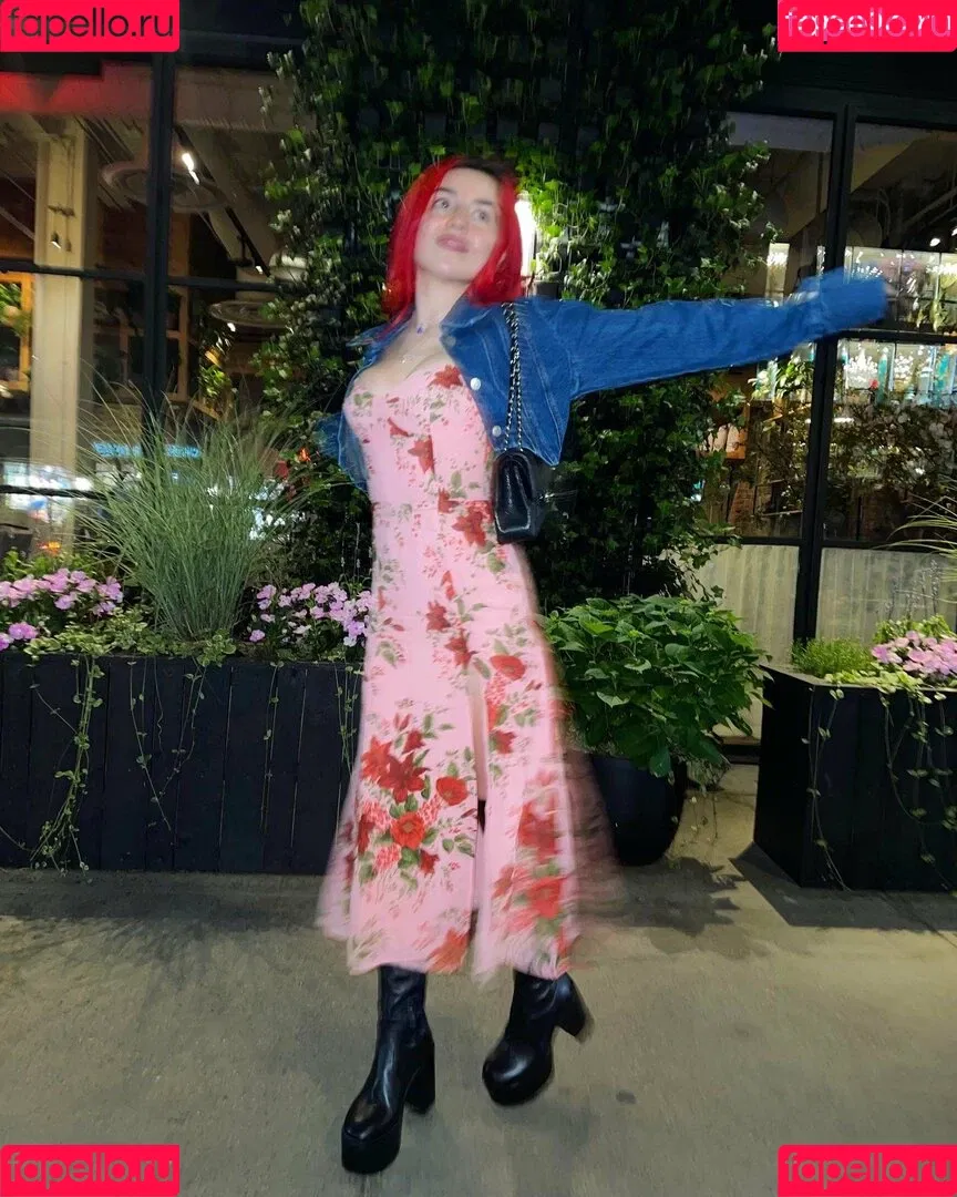 Ava Max Onlyfans Photo Gallery 