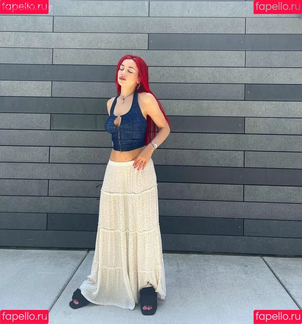 Ava Max Onlyfans Photo Gallery 