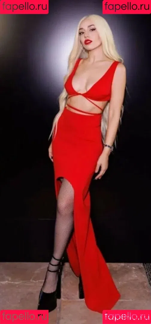 Ava Max Onlyfans Photo Gallery 