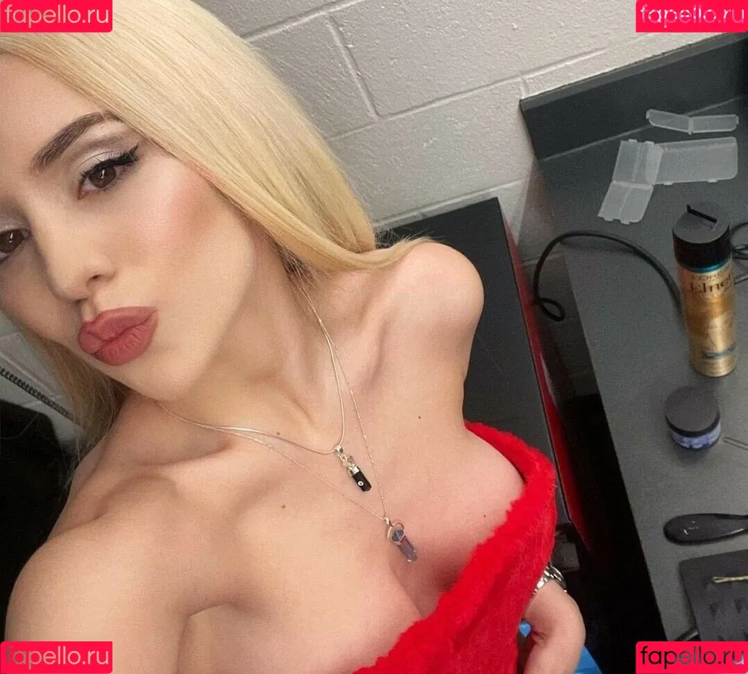 Ava Max Onlyfans Photo Gallery 