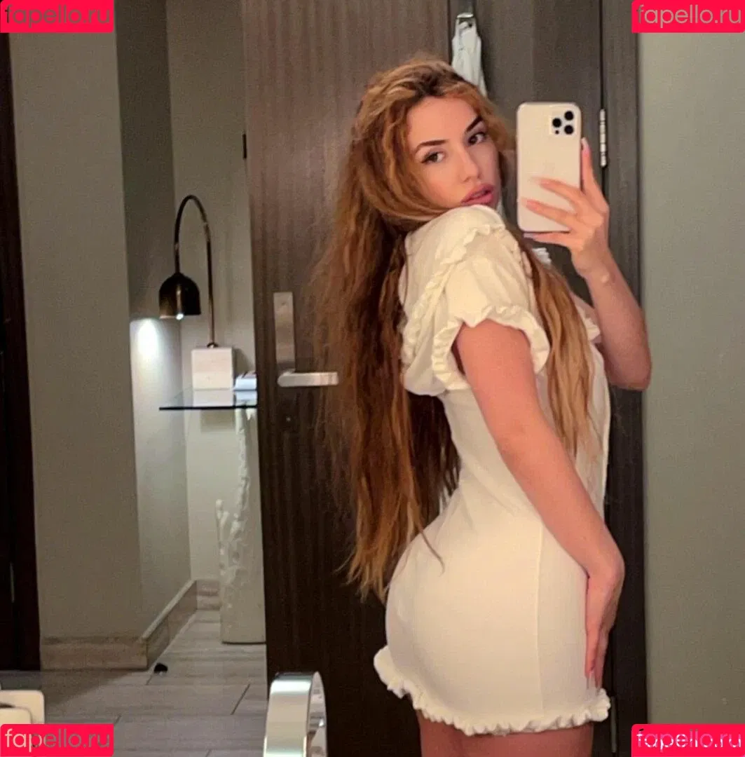 Ava Max Onlyfans Photo Gallery 