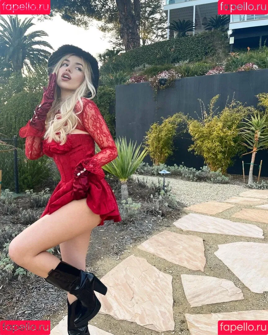 Ava Max Onlyfans Photo Gallery 