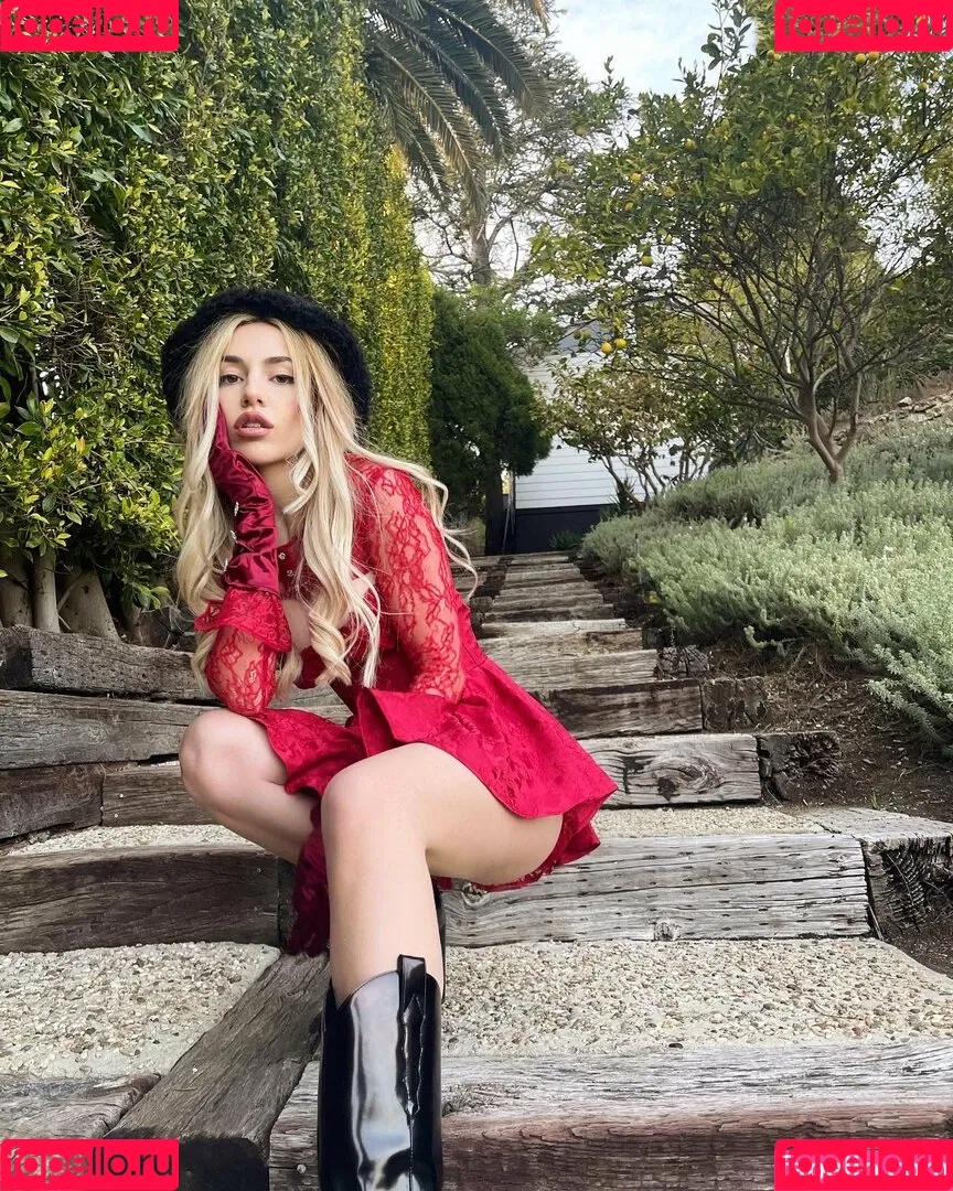 Ava Max Onlyfans Photo Gallery 