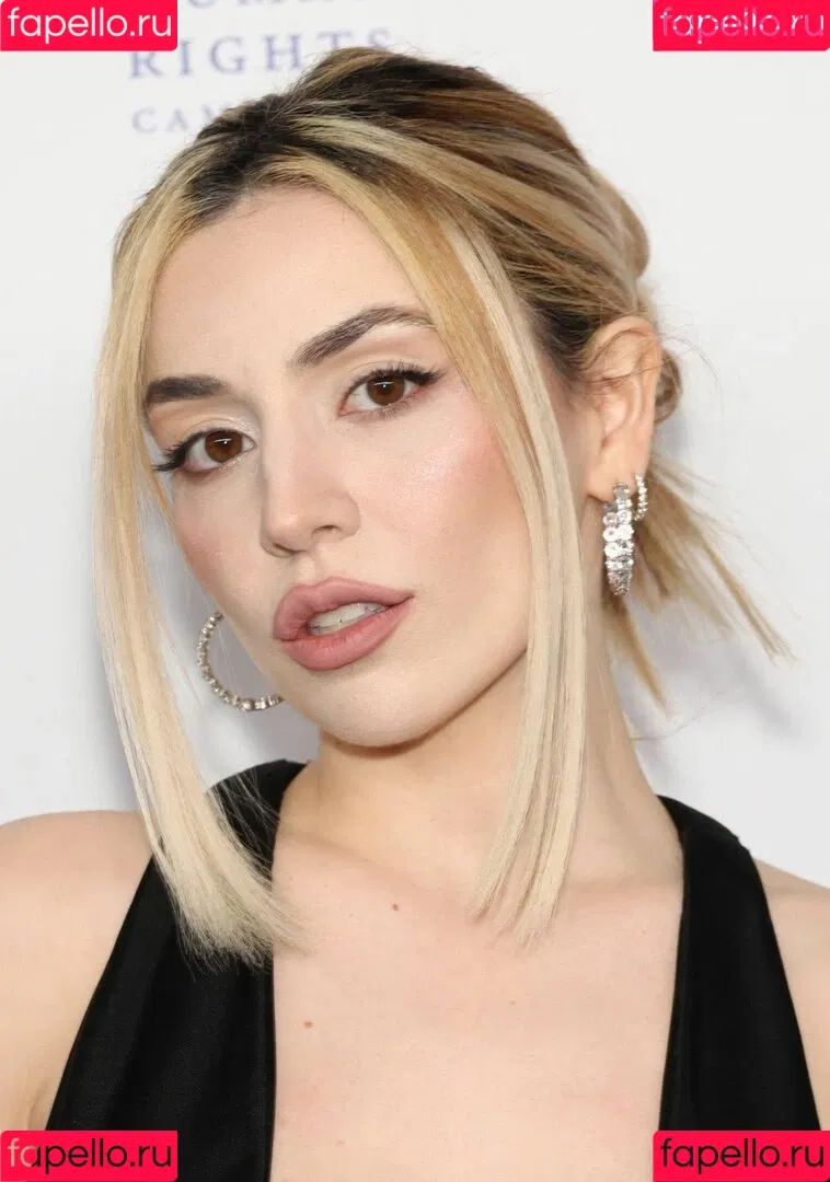 Ava Max Onlyfans Photo Gallery 