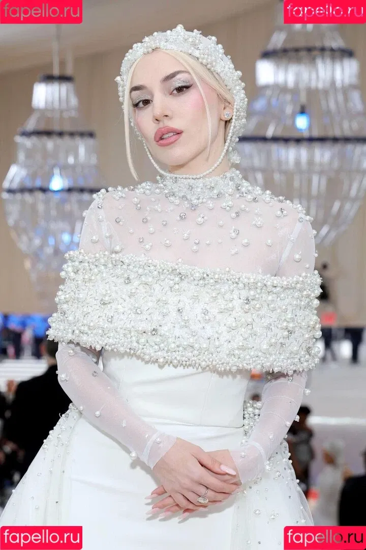 Ava Max Onlyfans Photo Gallery 
