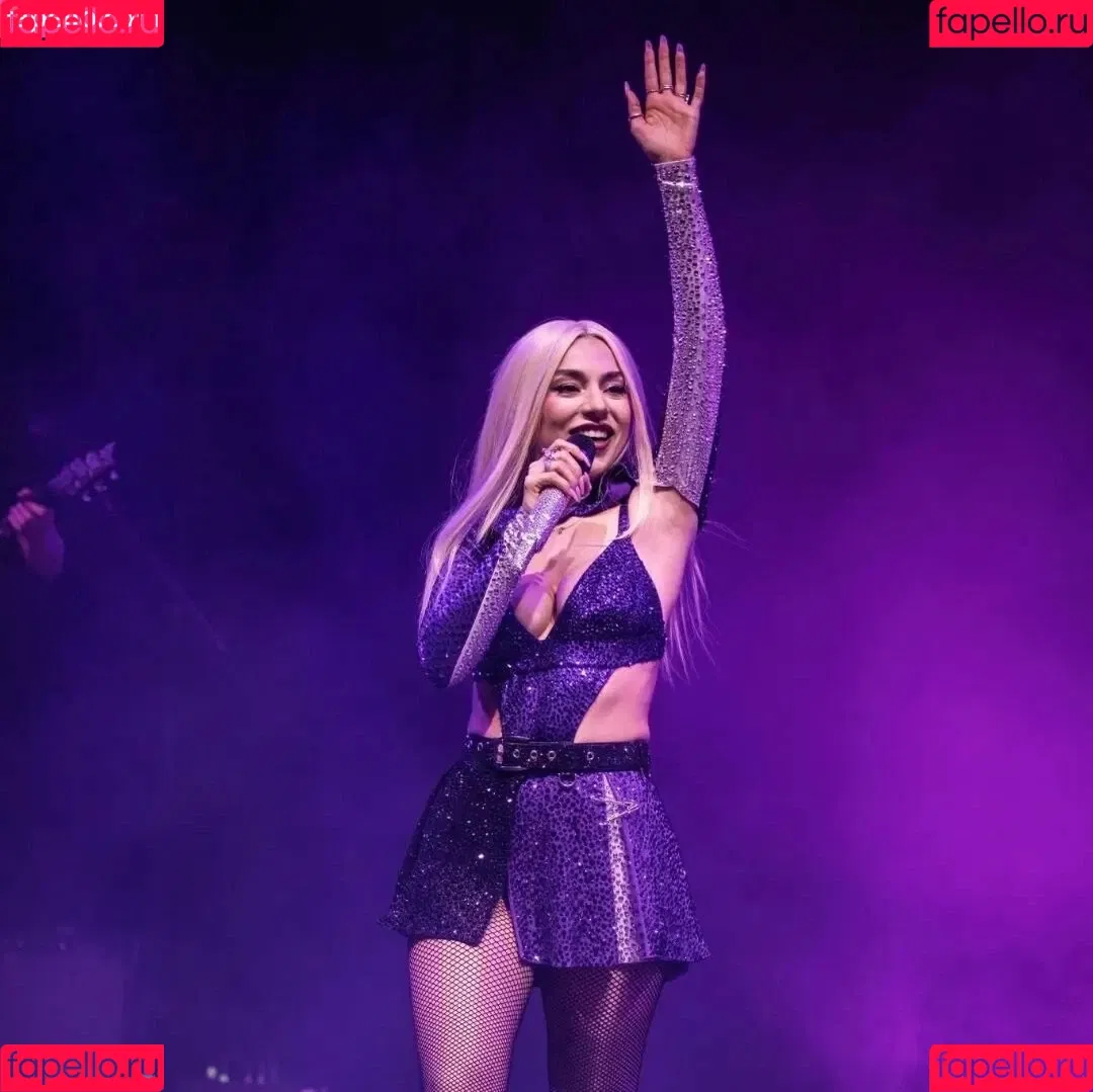 Ava Max Onlyfans Photo Gallery 