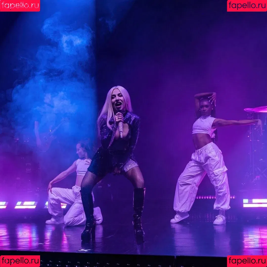 Ava Max Onlyfans Photo Gallery 