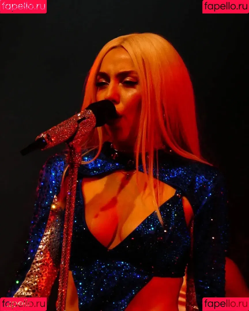 Ava Max Onlyfans Photo Gallery 