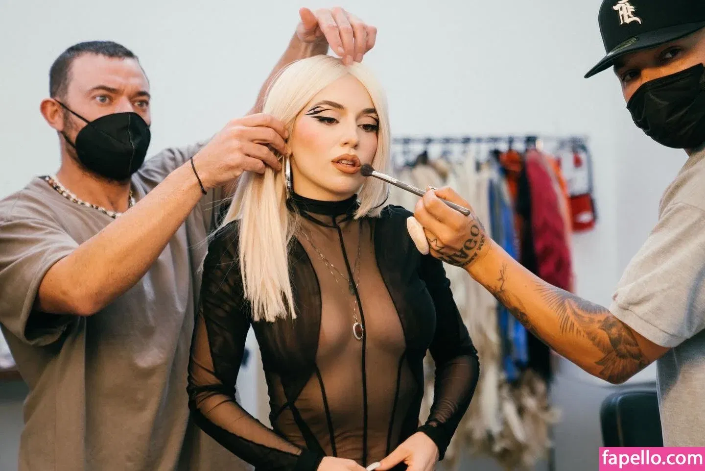 Ava Max Onlyfans Photo Gallery 