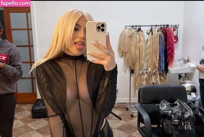 Ava Max Onlyfans Photo Gallery 