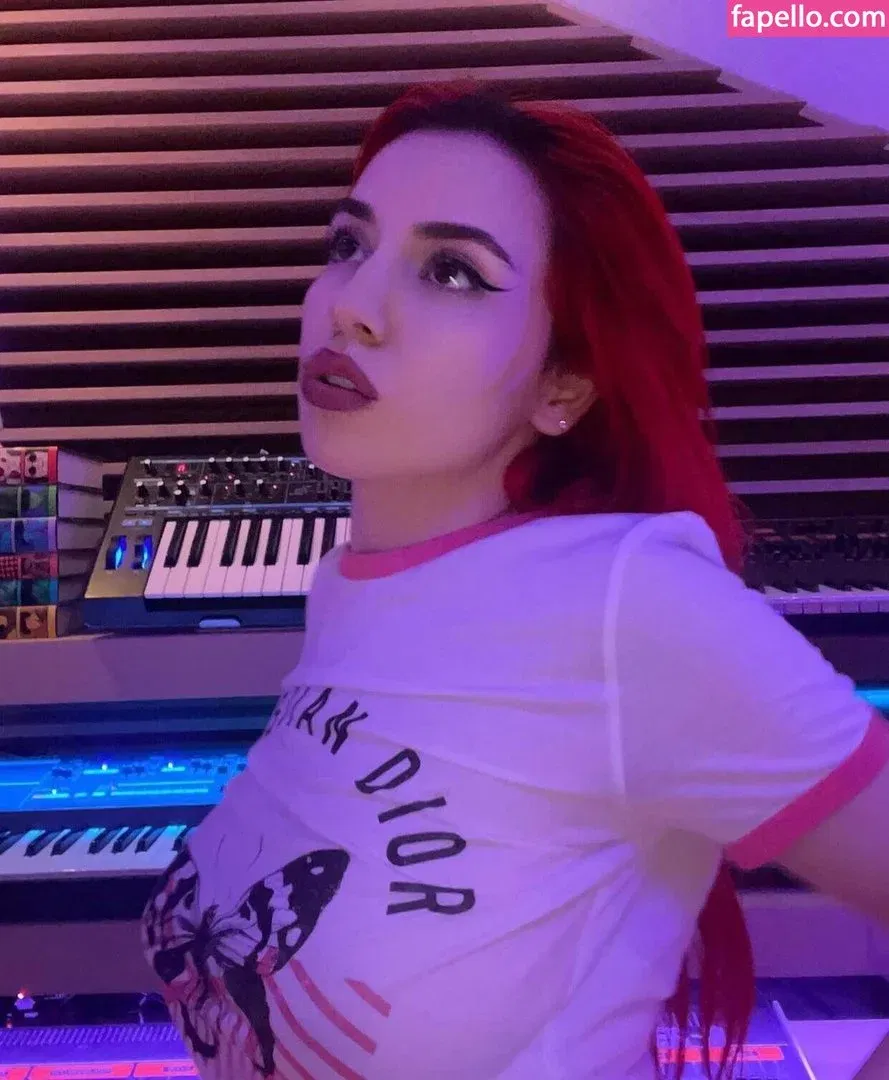 Ava Max Onlyfans Photo Gallery 