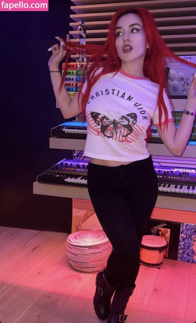 Ava Max Onlyfans Photo Gallery 
