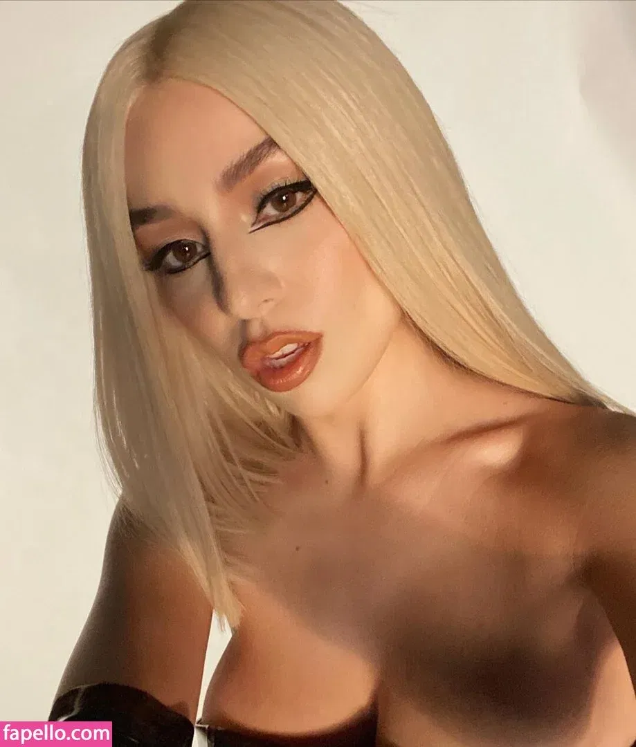 Ava Max Onlyfans Photo Gallery 