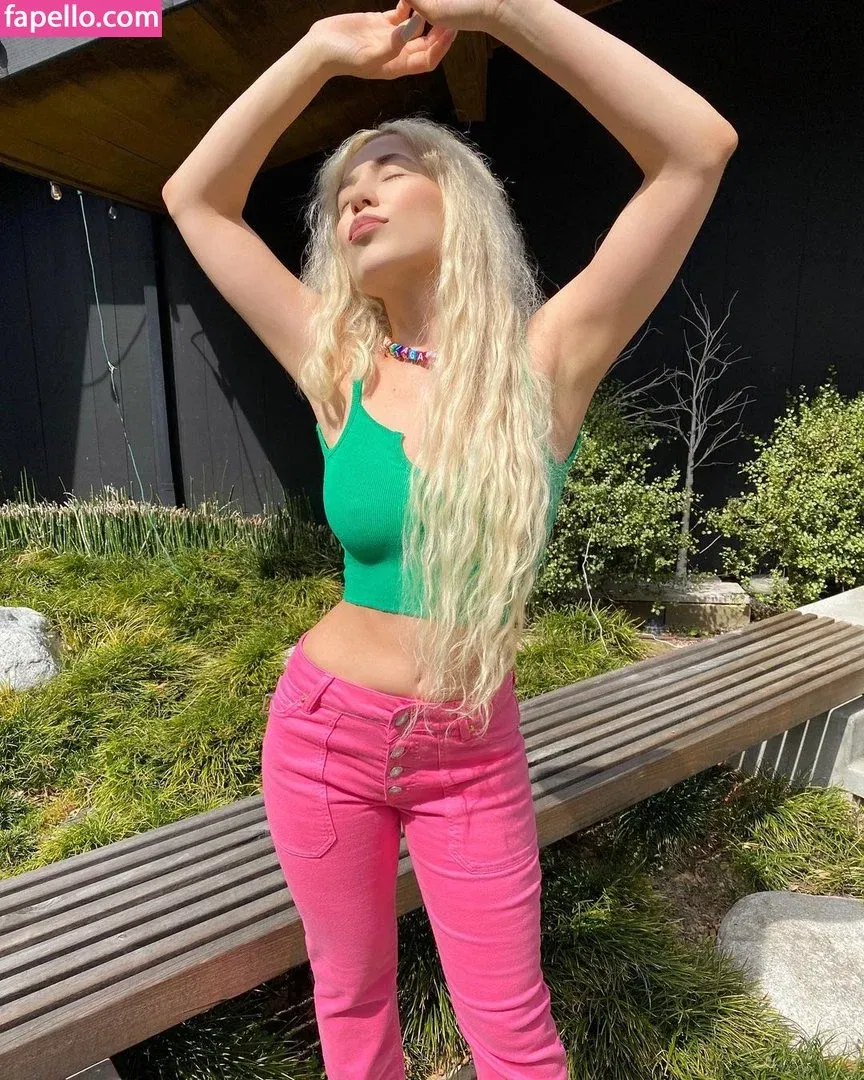 Ava Max Onlyfans Photo Gallery 
