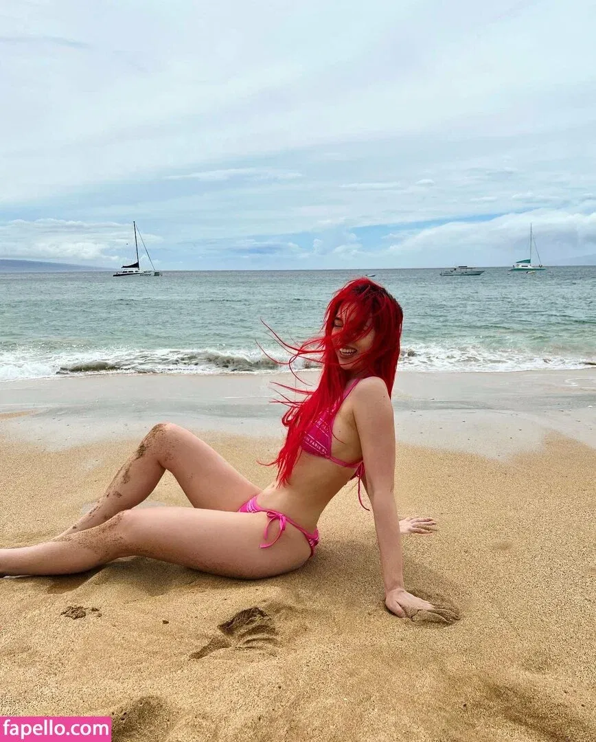 Ava Max Onlyfans Photo Gallery 