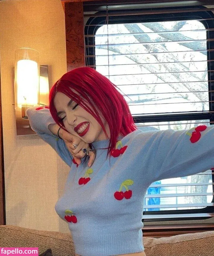 Ava Max Onlyfans Photo Gallery 