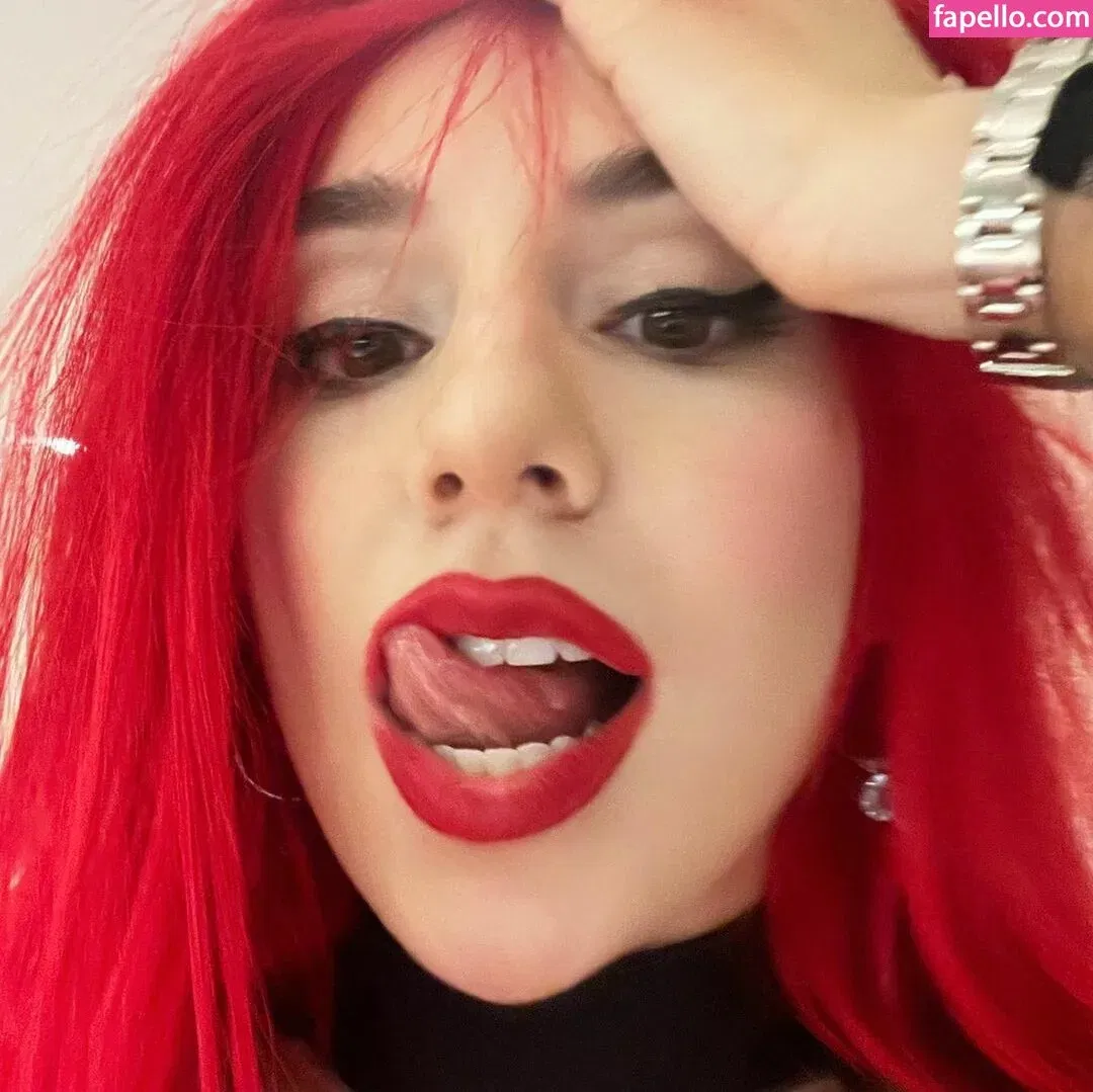 Ava Max Onlyfans Photo Gallery 