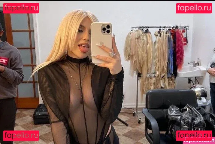 Ava Max Onlyfans Photo Gallery 