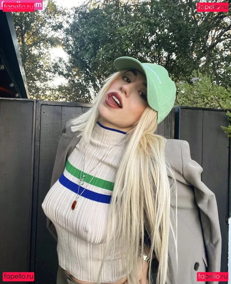 Ava Max Onlyfans Photo Gallery 