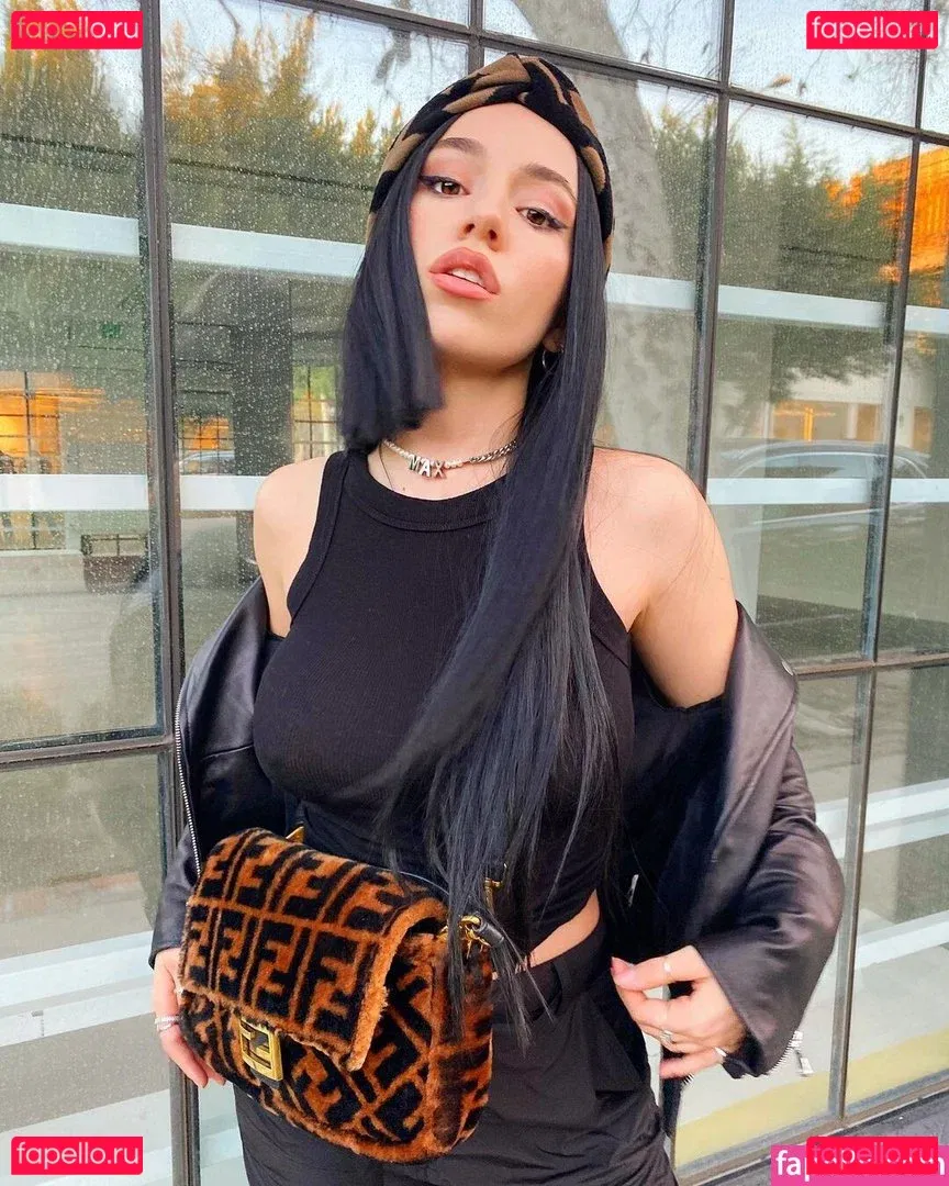 Ava Max Onlyfans Photo Gallery 