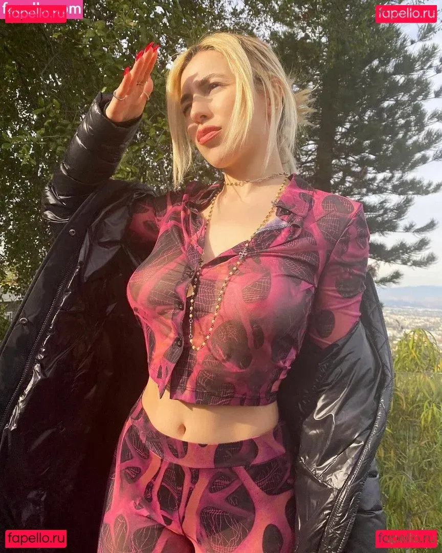 Ava Max Onlyfans Photo Gallery 