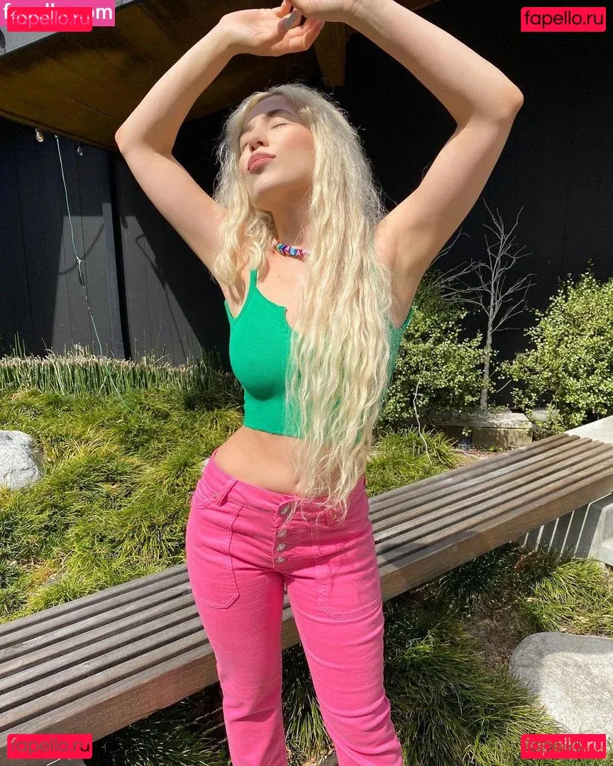 Ava Max Onlyfans Photo Gallery 
