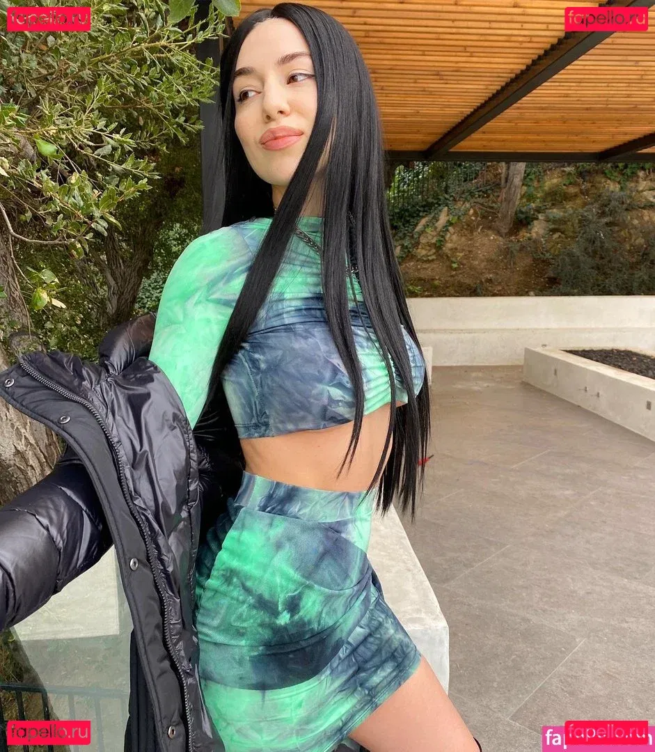 Ava Max Onlyfans Photo Gallery 