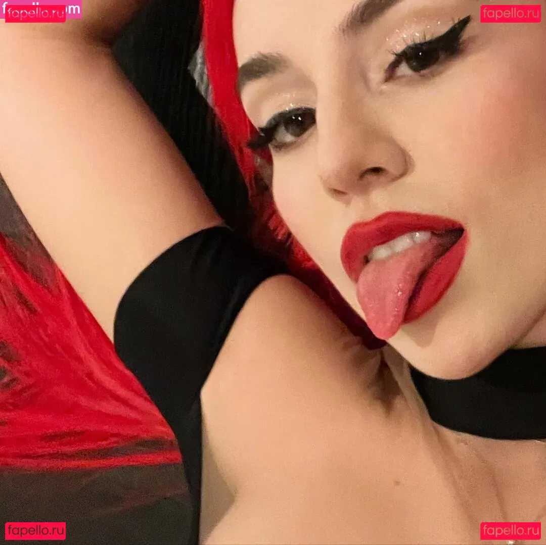 Ava Max Onlyfans Photo Gallery 