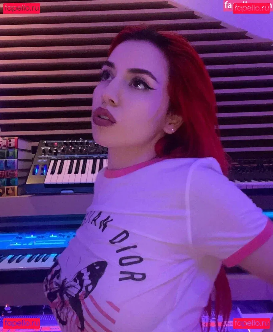 Ava Max Onlyfans Photo Gallery 